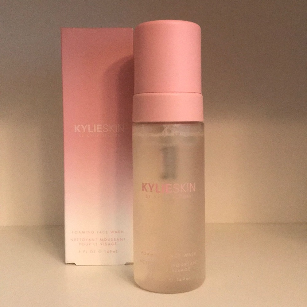 KylieSkin Foaming Face Wash